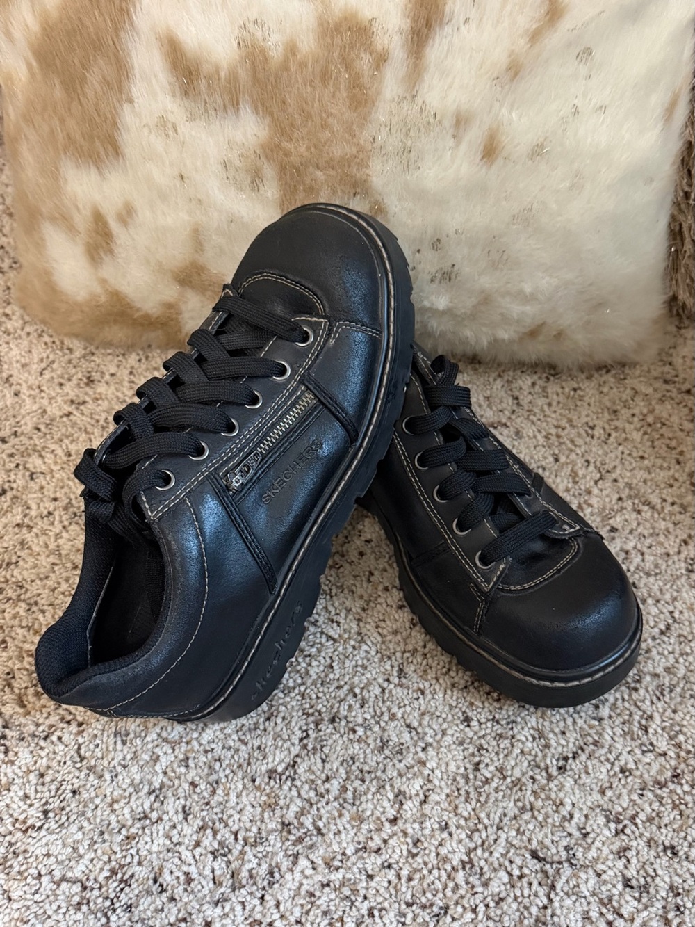 Vintage Black Leather Sketchers Tredd Jammers - Picture 6 of 11